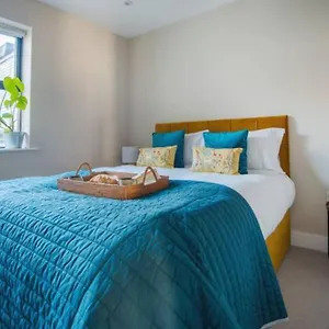 apt-dream-stays-john-street-2-bedrooms.tophotelsbath.com/